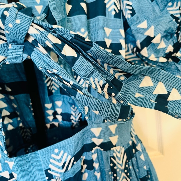 Blue Geometric Patterned Dress - Picture 4 of 8